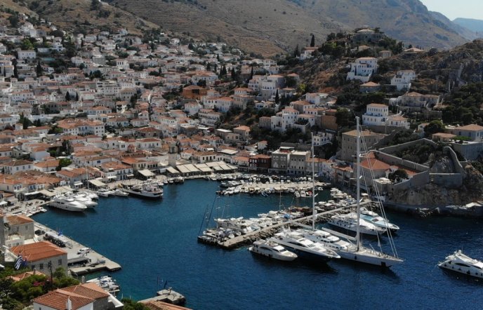 Ύδρα: H αρχόντισσα του Αργοσαρωνικού από ψηλά