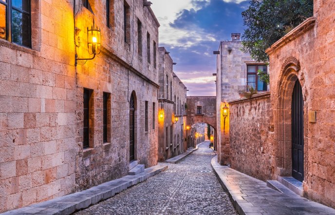 Ρόδος: Η μεσαιωνική πόλη που σε βάζει στη χρονομηχανή